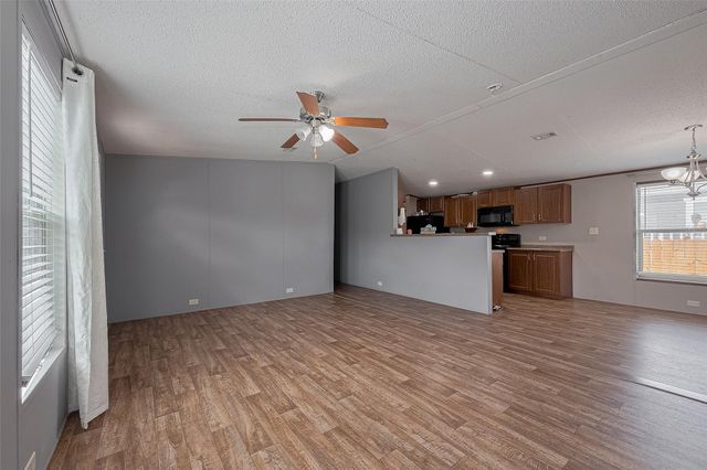 114 Oak Park Drive, Manvel, TX 77578