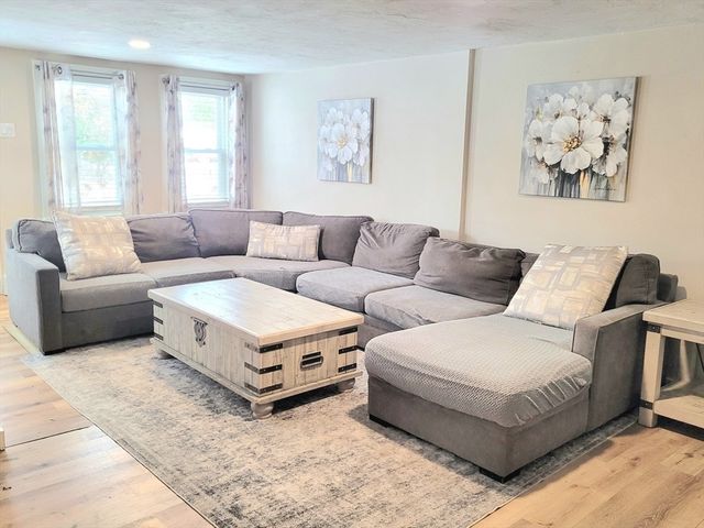 115 Waltham St, Hanson, MA 02341