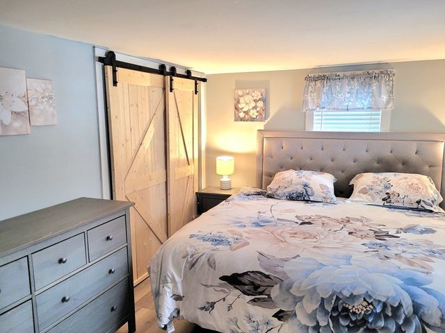 115 Waltham St, Hanson, MA 02341