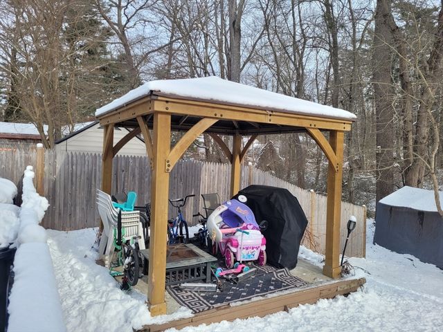 115 Waltham St, Hanson, MA 02341