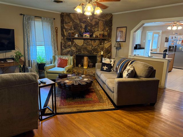 121 Pecan St, Thibodaux, LA 70301