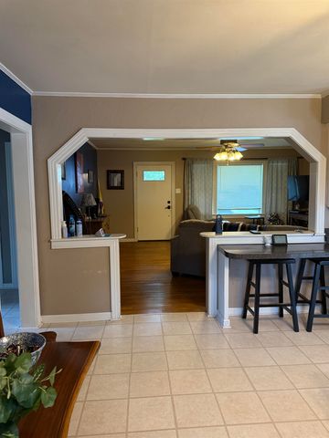 121 Pecan St, Thibodaux, LA 70301