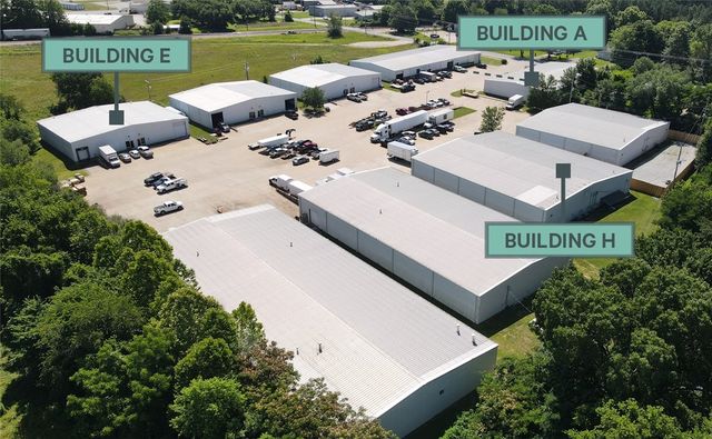 444 Old Wire Road E, Springdale, AR 72764