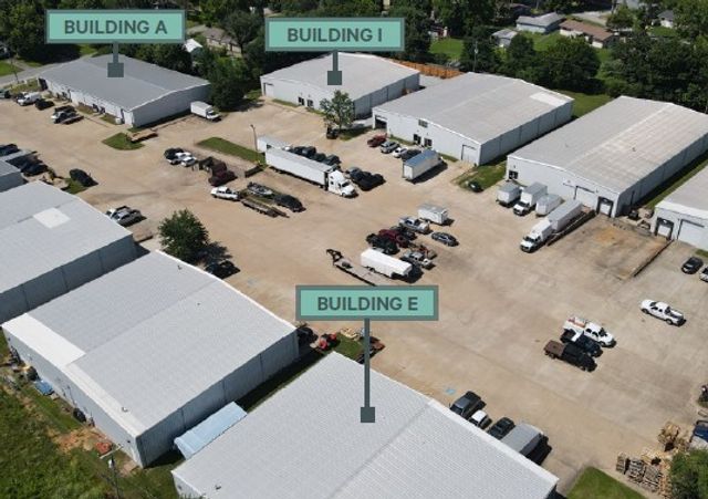 444 Old Wire Road E, Springdale, AR 72764