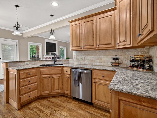 745 W 145th Place S, Glenpool, OK 74033