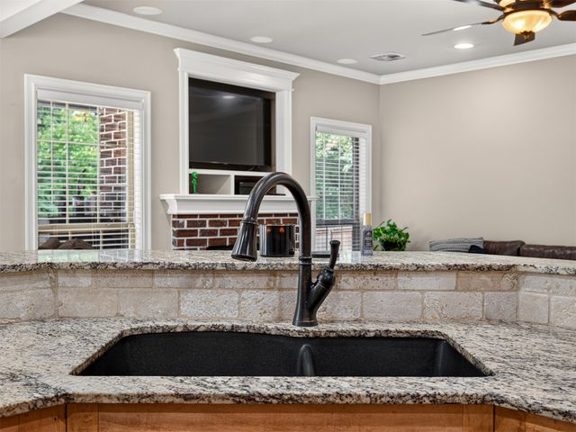 745 W 145th Place S, Glenpool, OK 74033