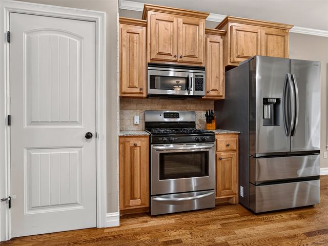 745 W 145th Place S, Glenpool, OK 74033