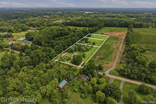 5822 Mack Road, Oceola Township, MI 48855