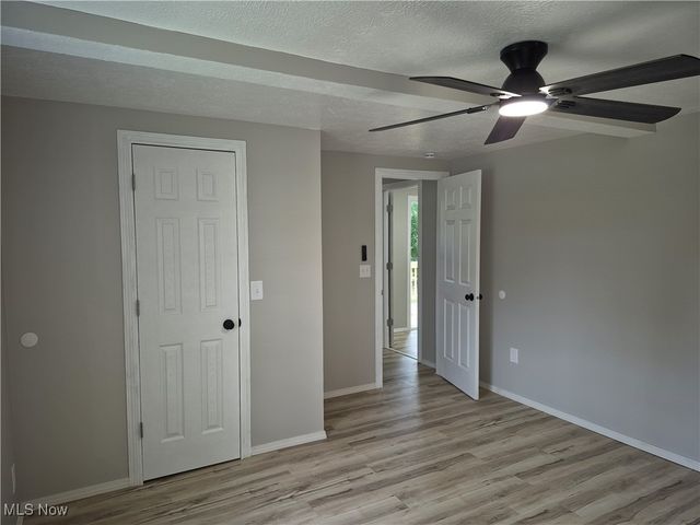 100 Chaucer Court, Elyria, OH 44035