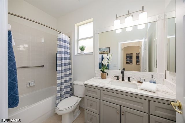 14135 Fall Creek CT, Naples, FL 34114