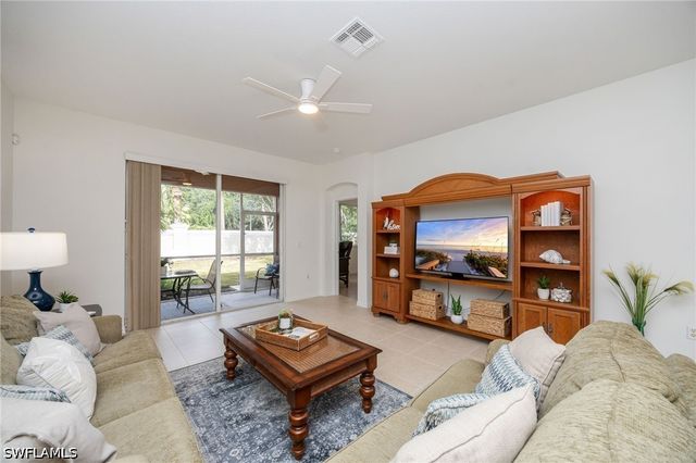 14135 Fall Creek CT, Naples, FL 34114