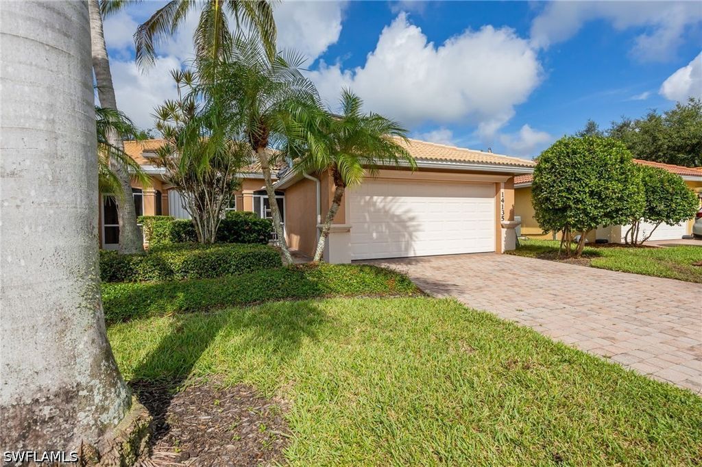 14135 Fall Creek CT, Naples, FL 34114
