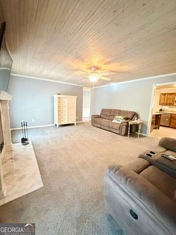 15 Briarwood Lane, Newnan, GA 30265