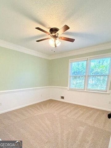15 Briarwood Lane, Newnan, GA 30265