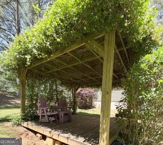 15 Briarwood Lane, Newnan, GA 30265