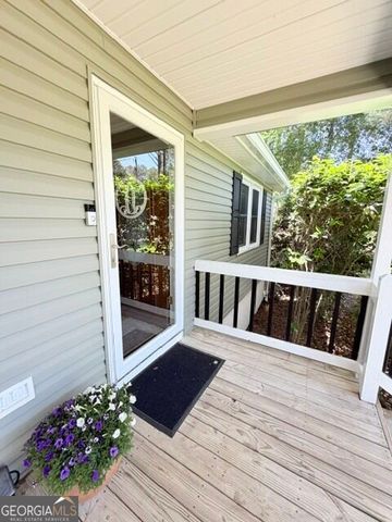 15 Briarwood Lane, Newnan, GA 30265