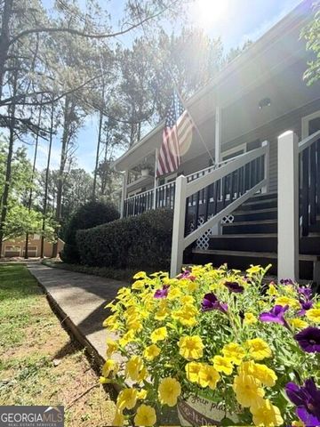 15 Briarwood Lane, Newnan, GA 30265
