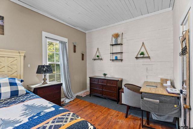 10878 Stuart, Brownsboro, TX 75756