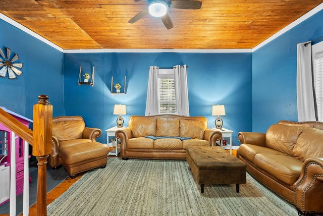 10878 Stuart, Brownsboro, TX 75756