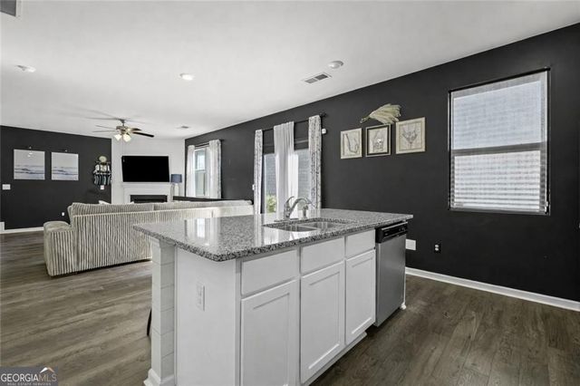 1526 Battle Brook Drive, Conyers, GA 30012