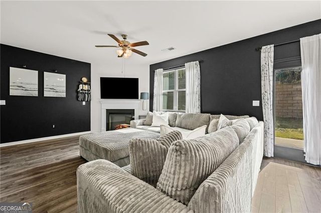 1526 Battle Brook Drive, Conyers, GA 30012