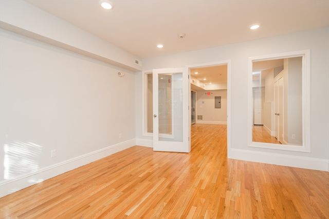 1620 Beacon Street, Brookline, MA 02446