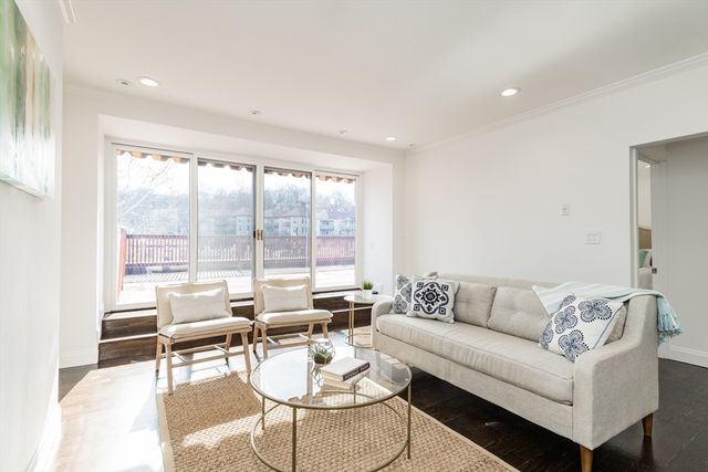 1620 Beacon Street, Brookline, MA 02446