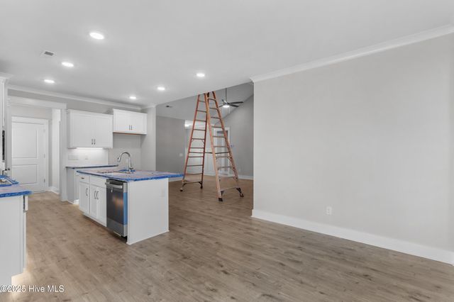 2059 Greenside Manor Drive SW, Ocean Isle Beach, NC 28469