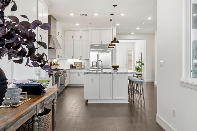 7017 Benevento Dr, El Dorado Hills, CA 95762