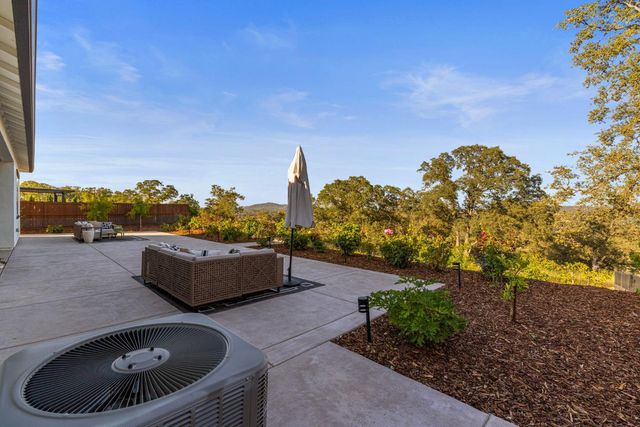 7017 Benevento Dr, El Dorado Hills, CA 95762