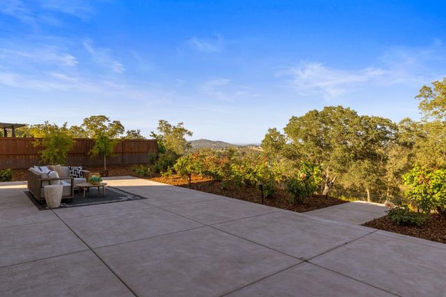7017 Benevento Dr, El Dorado Hills, CA 95762