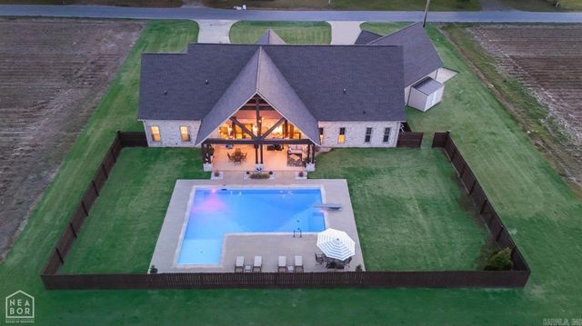 808 Balcom, Trumann, AR 72472