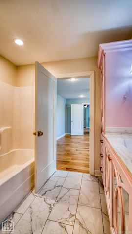 808 Balcom, Trumann, AR 72472