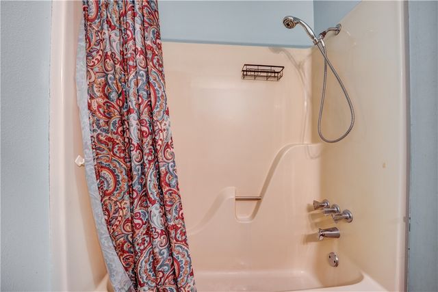 2007 N 30th Street, Van Buren, AR 72956