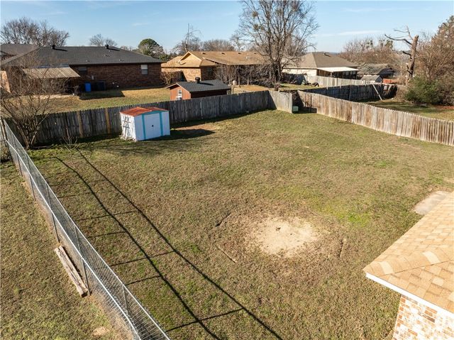 2007 N 30th Street, Van Buren, AR 72956