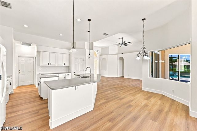 14810 Fripp Island CT, Naples, FL 34119