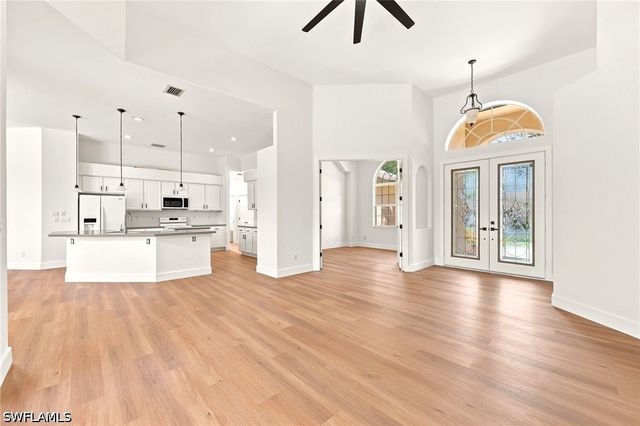 14810 Fripp Island CT, Naples, FL 34119