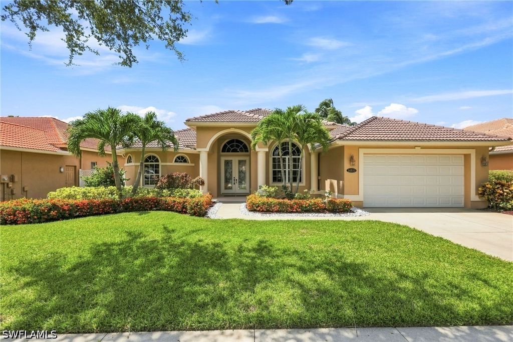 14810 Fripp Island CT, Naples, FL 34119