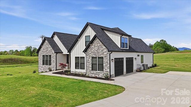 36 Sky Lane Court 1, Columbus, NC 28722
