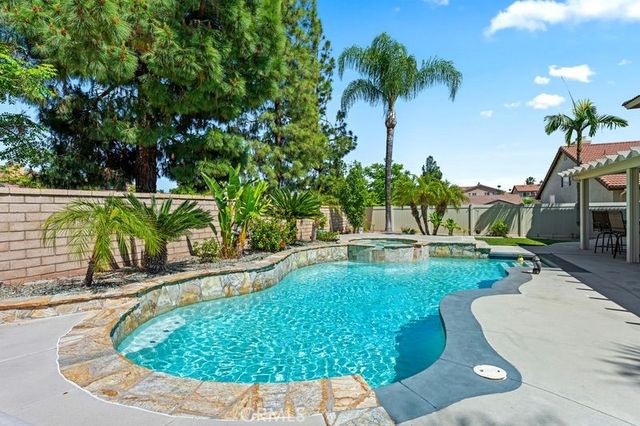 23548 Hamlin Court, Murrieta, CA 92562