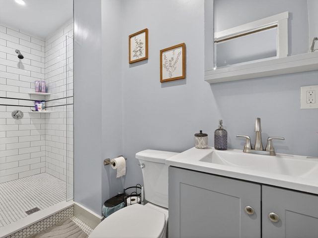 52 Temple Street, Boston, MA 02114