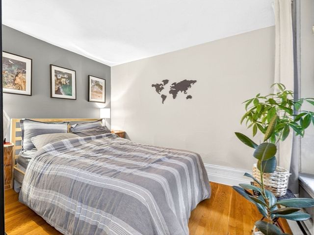 52 Temple Street, Boston, MA 02114