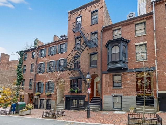 52 Temple Street, Boston, MA 02114
