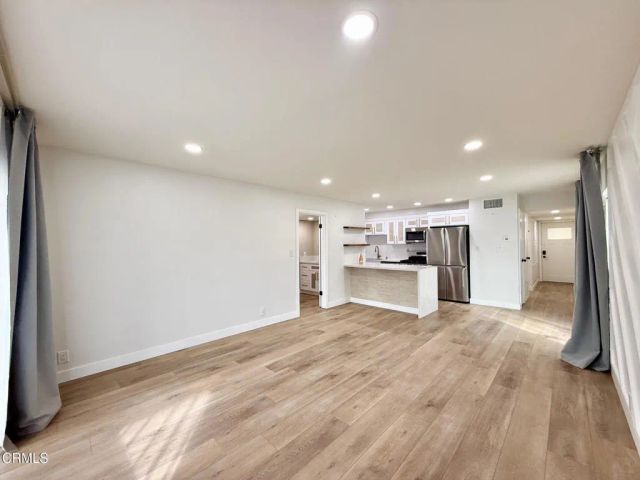 660 Sunfish Way, Port Hueneme, CA 93041