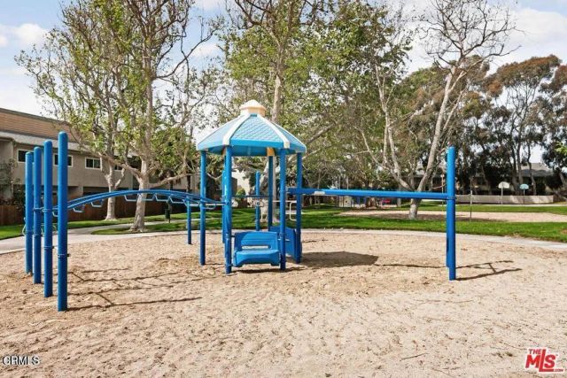 660 Sunfish Way, Port Hueneme, CA 93041