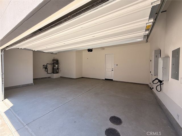 27403 Creekwood Lane, Valencia, CA 91381