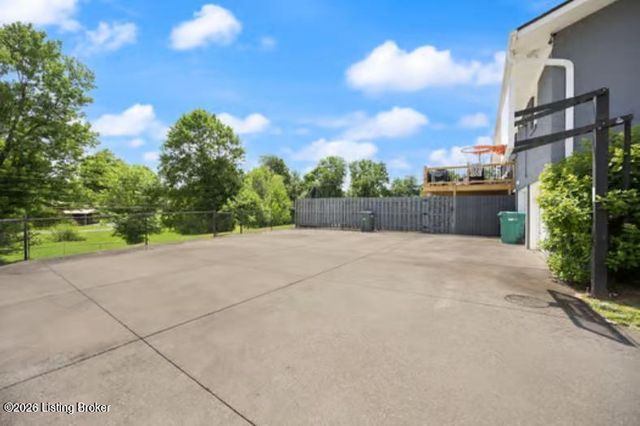 613 El Dorado Dr, Elizabethtown, KY 42701