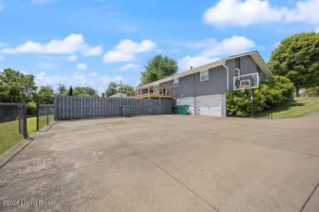 613 El Dorado Dr, Elizabethtown, KY 42701