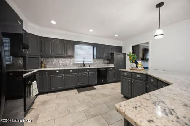 613 El Dorado Dr, Elizabethtown, KY 42701