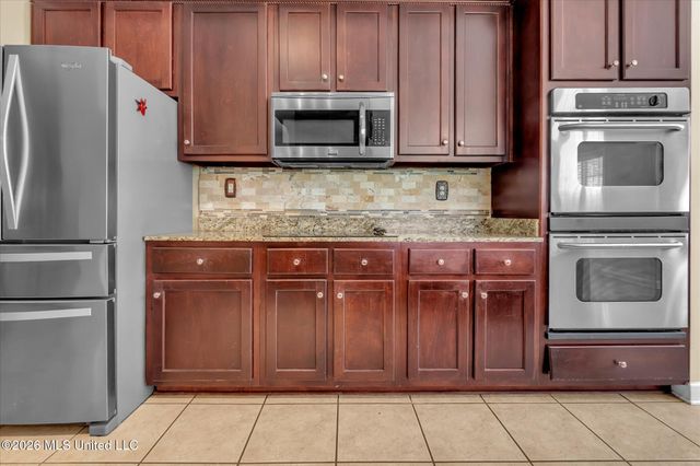 4657 Wedge Hill Drive, Olive Branch, MS 38654